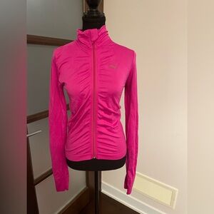 Puma Women's Vibrant Pink Track Jacket sz small ptp 16-18”